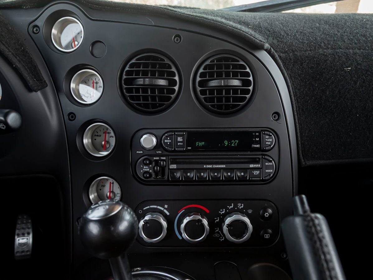 2004 Dodge Viper SRT10