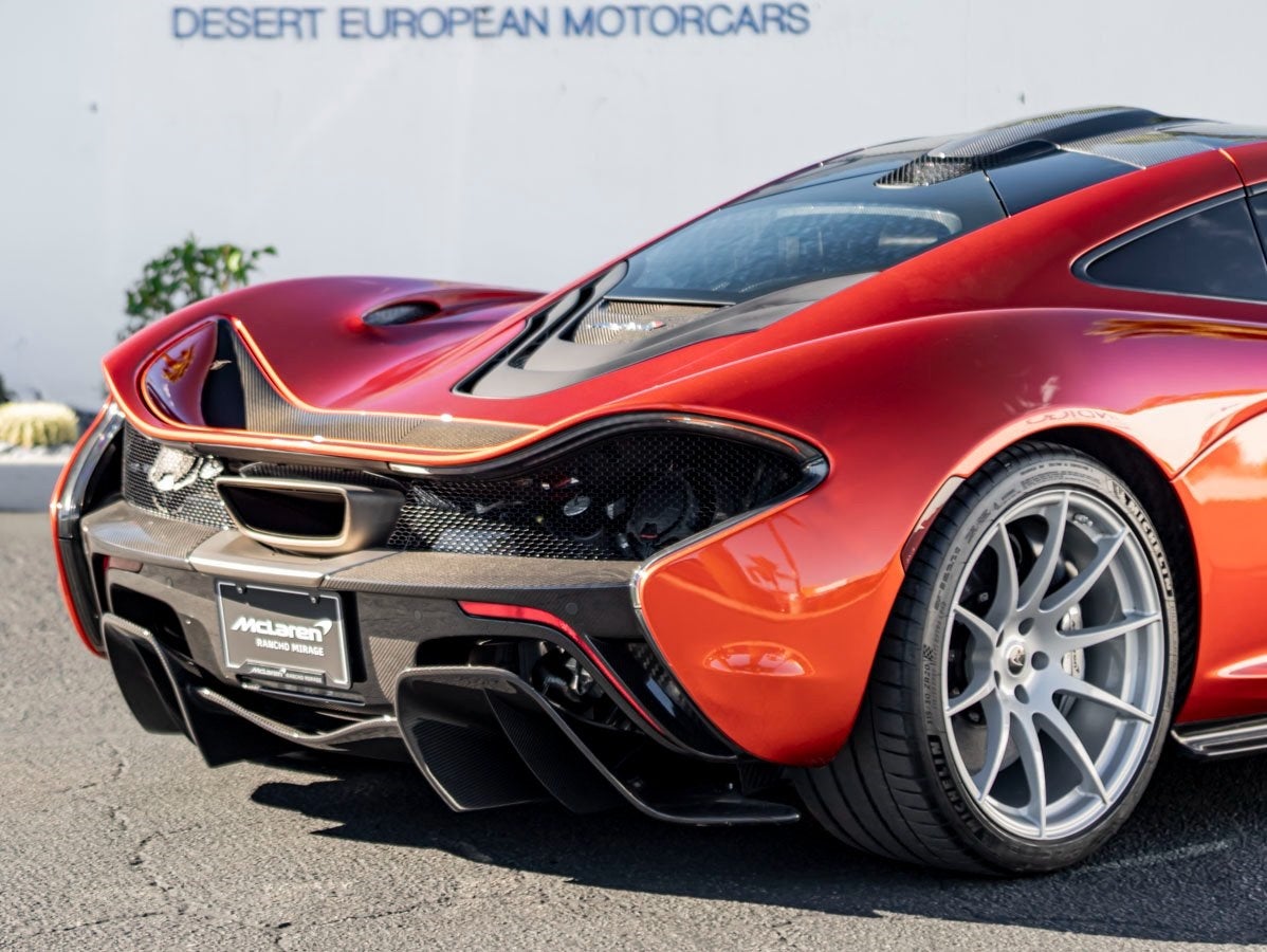 2015 McLaren P1 Base