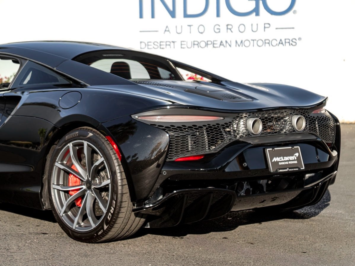 2025 McLaren Artura TechLux