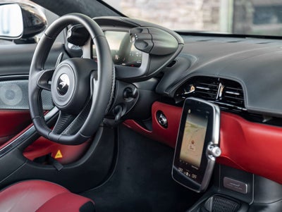 2025 McLaren Artura TechLux