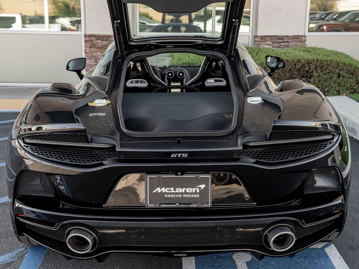 2026 McLaren GTS Base