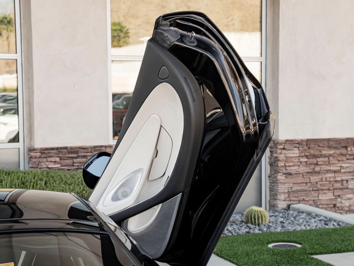 2026 McLaren GTS Base