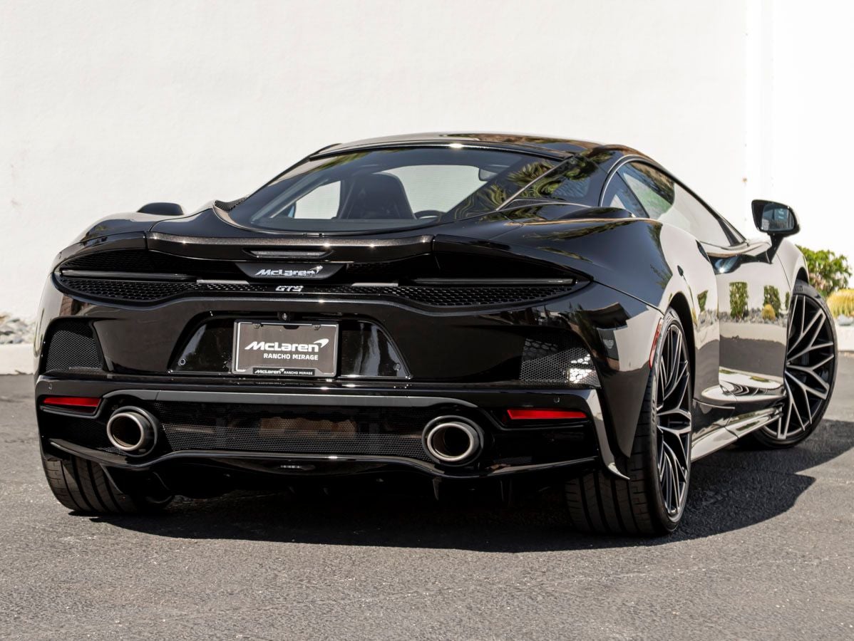 2026 McLaren GTS Base