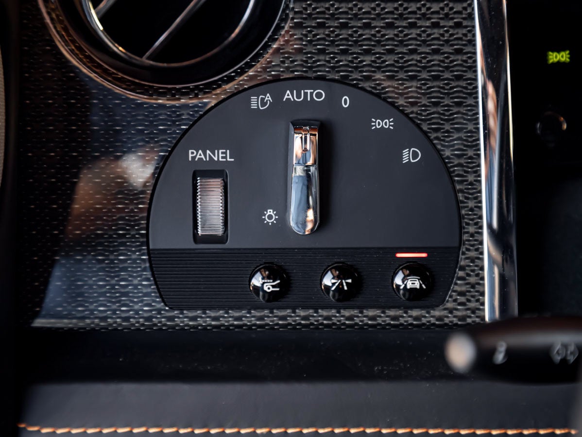 2018 Rolls-Royce Black Badge Dawn