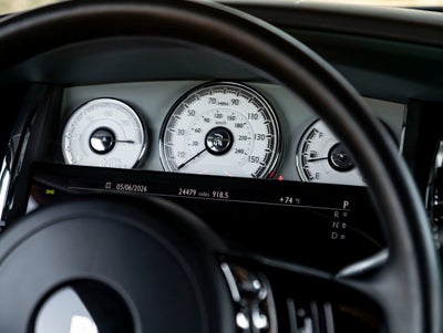 2016 Rolls-Royce Dawn Base