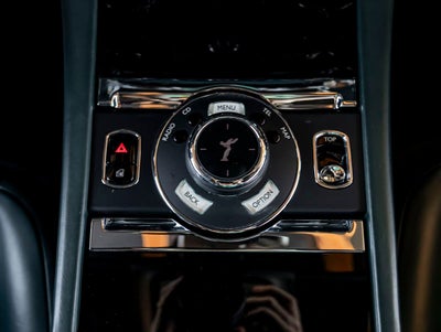 2016 Rolls-Royce Dawn Base