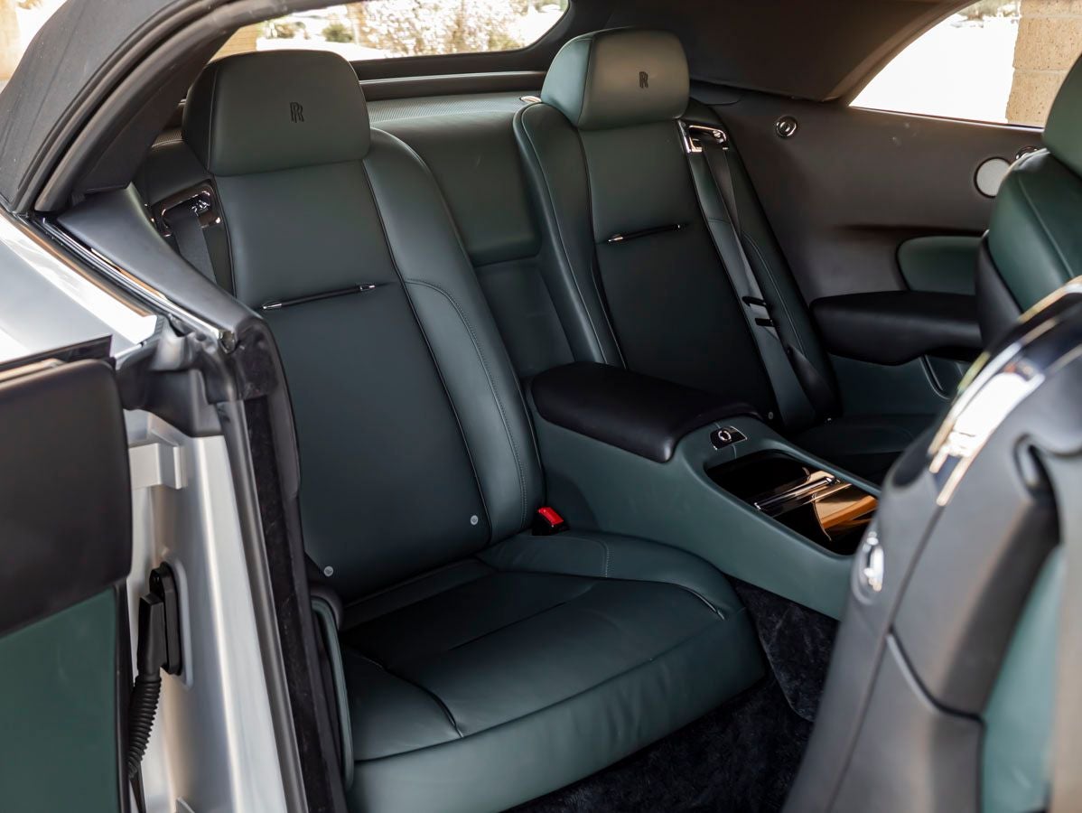 2016 Rolls-Royce Dawn Base