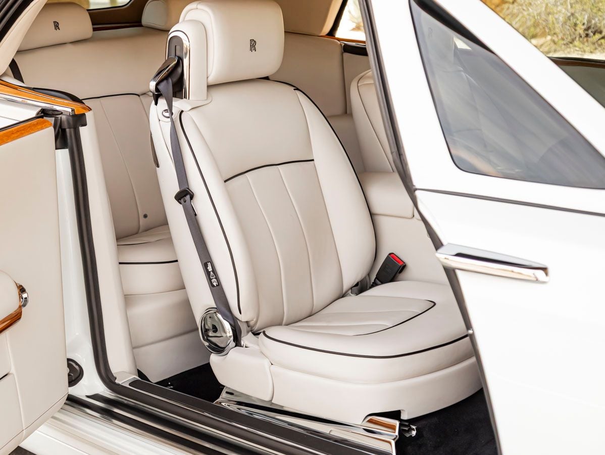 2015 Rolls-Royce Phantom Drophead Coupe 