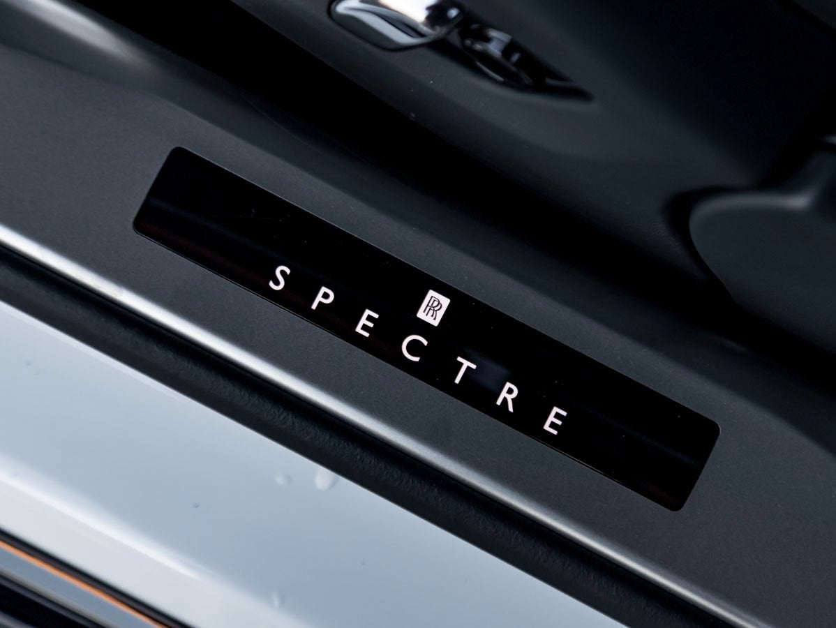 2024 Rolls-Royce Spectre Base