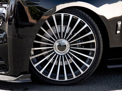 2023 Rolls-Royce Phantom 