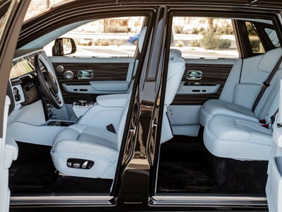 2023 Rolls-Royce Phantom 