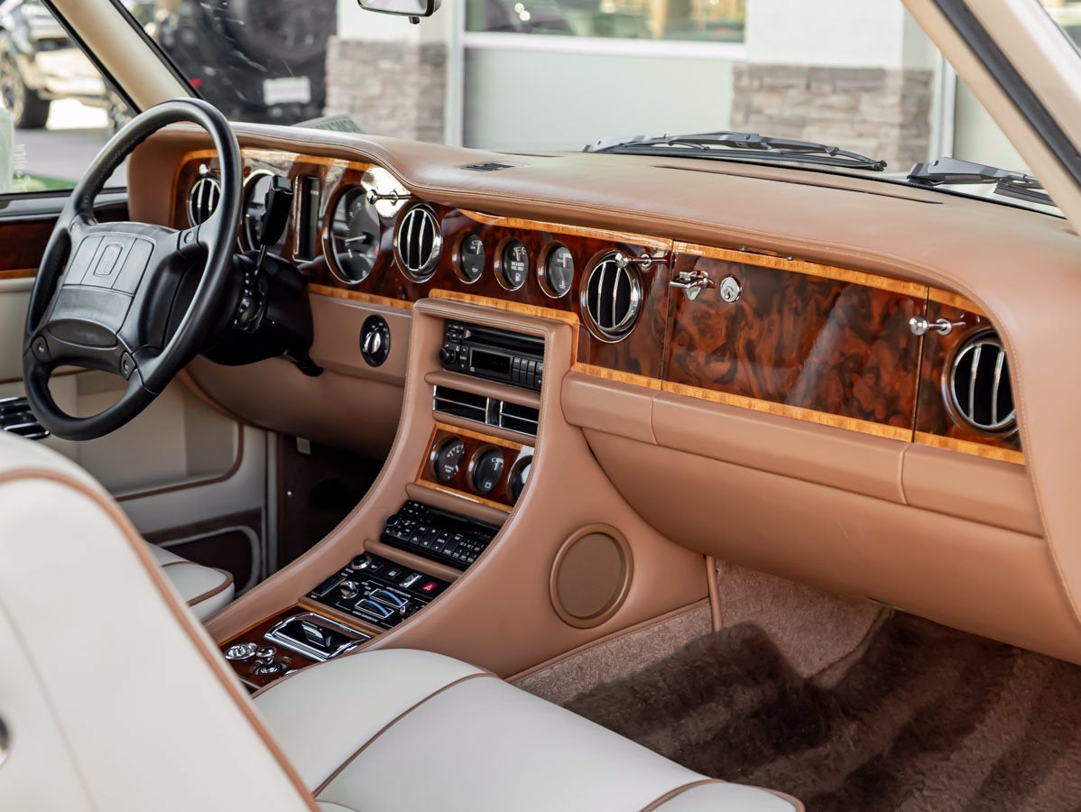 1991 Rolls-Royce Corniche 