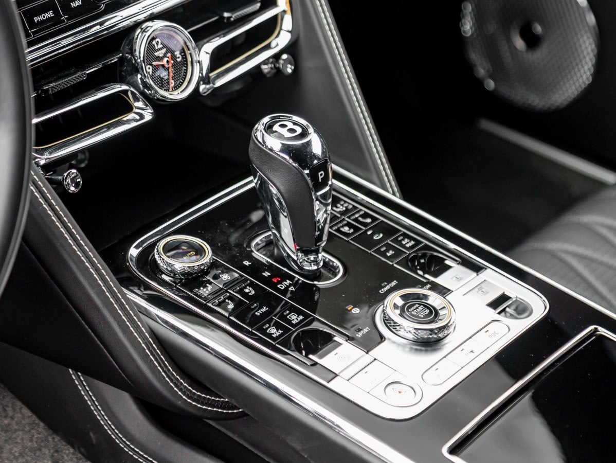 2022 Bentley Flying Spur V8