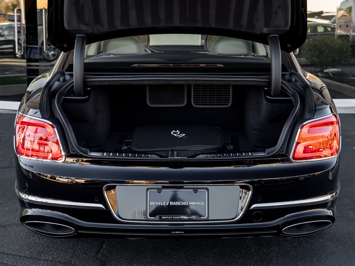 2026 Bentley Flying Spur V8