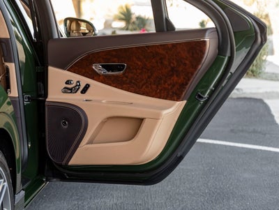 2022 Bentley Flying Spur Hybrid Base