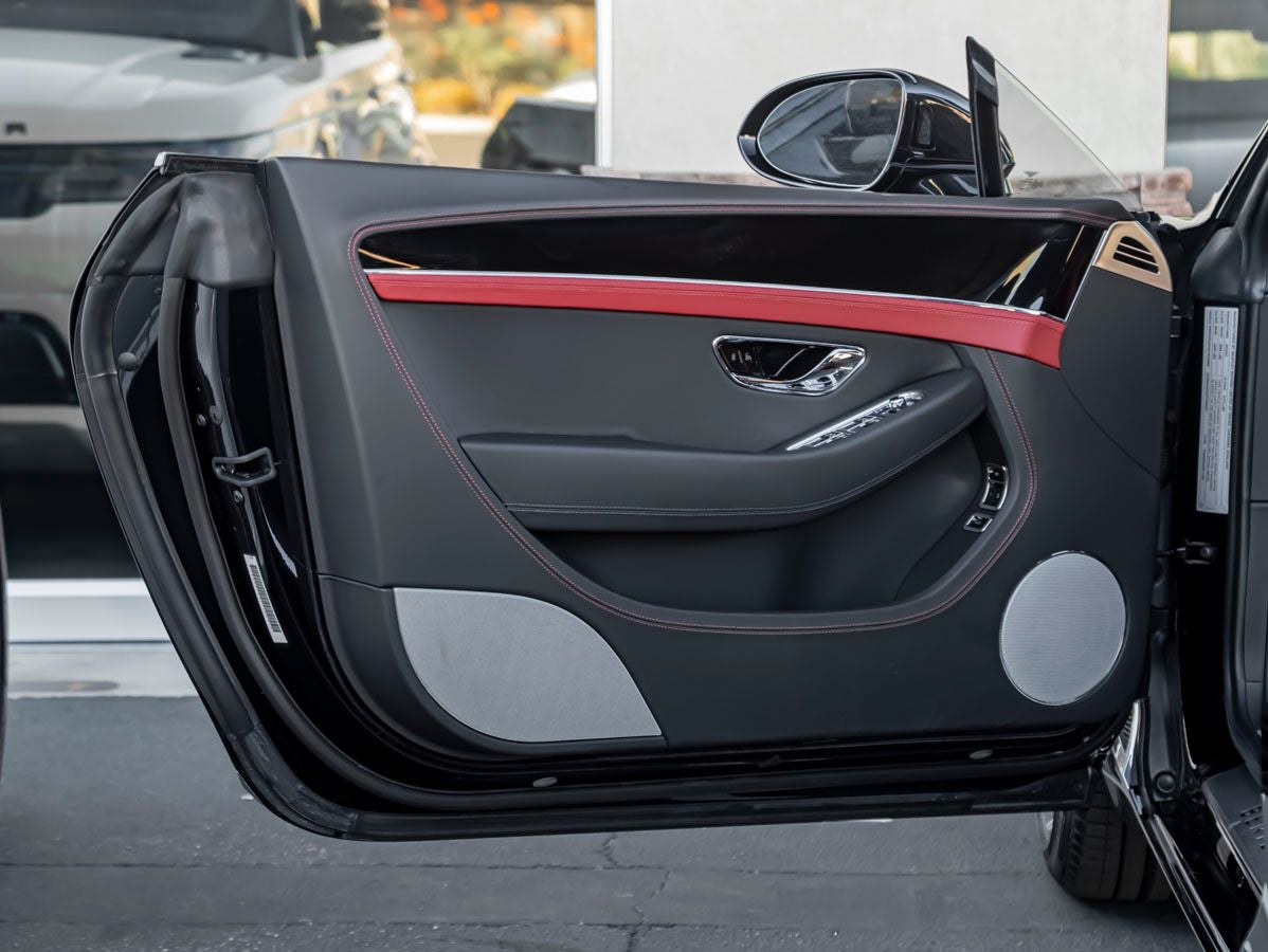 2023 Bentley Continental GTC V8