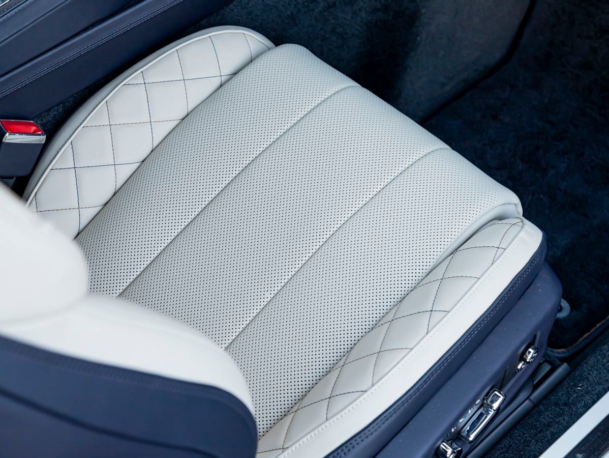 2024 Bentley Continental GTC Mulliner V8