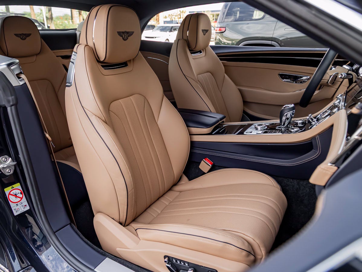 2024 Bentley Continental GTC V8