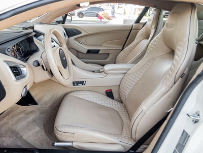 2014 Aston Martin Vanquish V12 Coupe