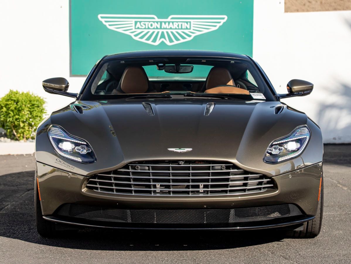 2017 Aston Martin DB11 Base