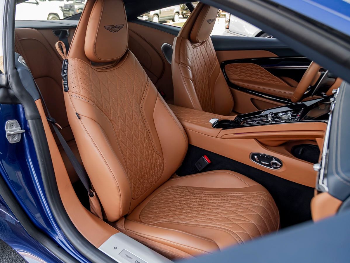 2024 Aston Martin DB12 Base