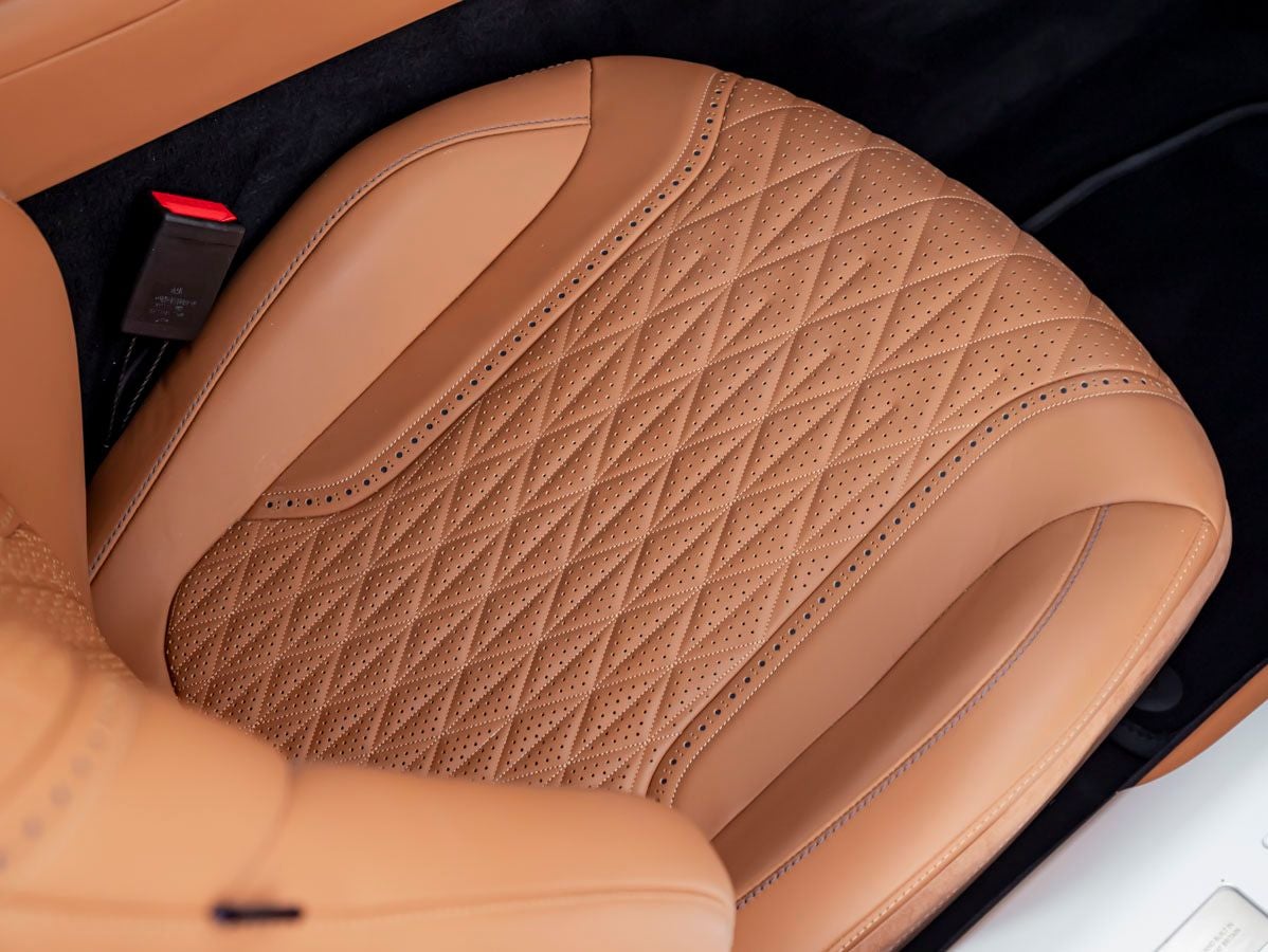 2024 Aston Martin DB12 Base