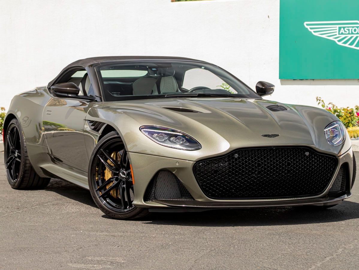 2023 Aston Martin DBS Volante