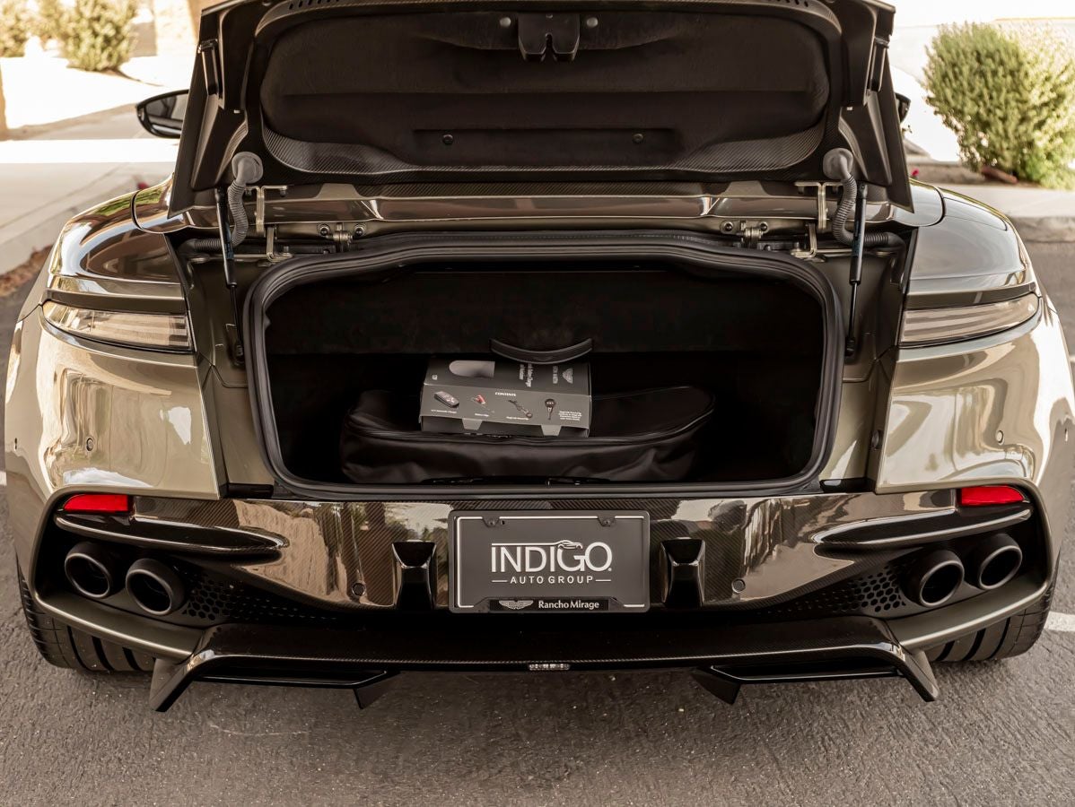 2023 Aston Martin DBS Volante