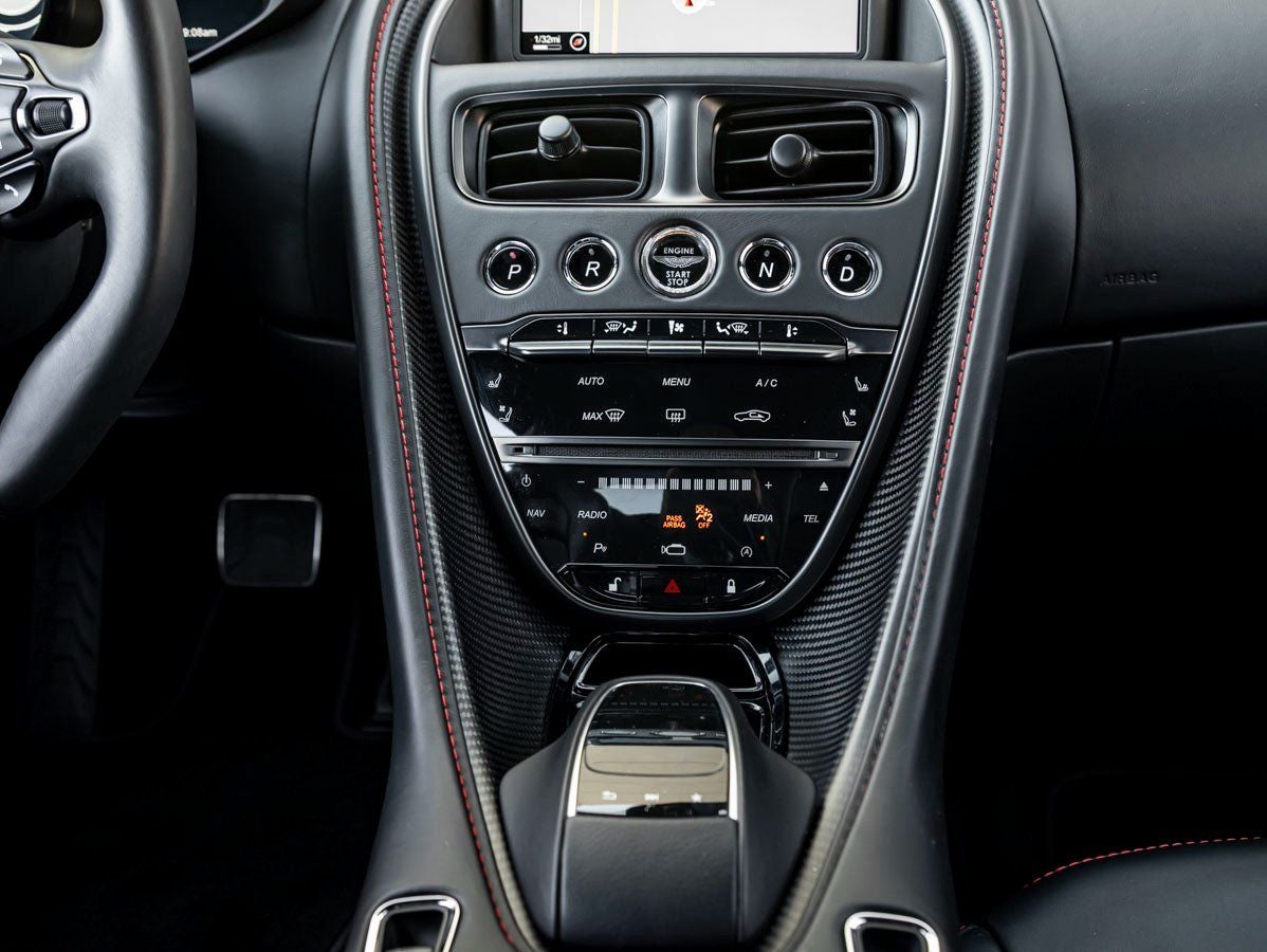 2020 Aston Martin DBS Superleggera