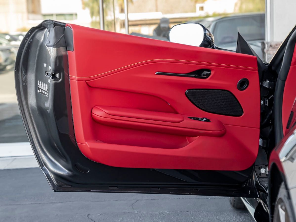 2026 Aston Martin Vantage Base