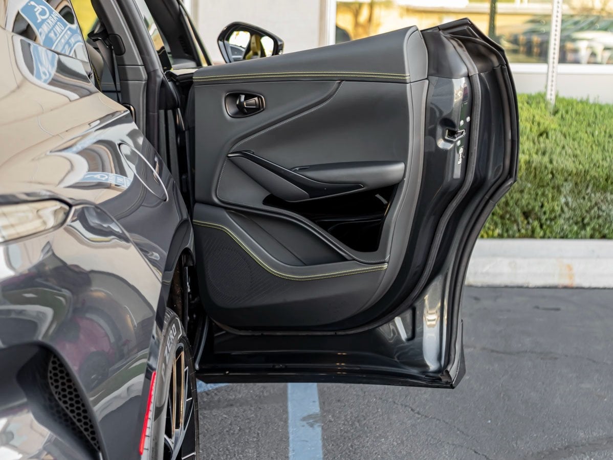 2024 Aston Martin DBX 707