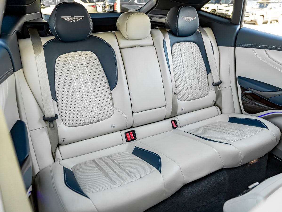 2025 Aston Martin DBX 707