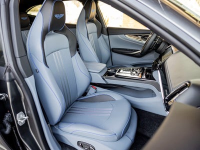 2025 Aston Martin DBX 707