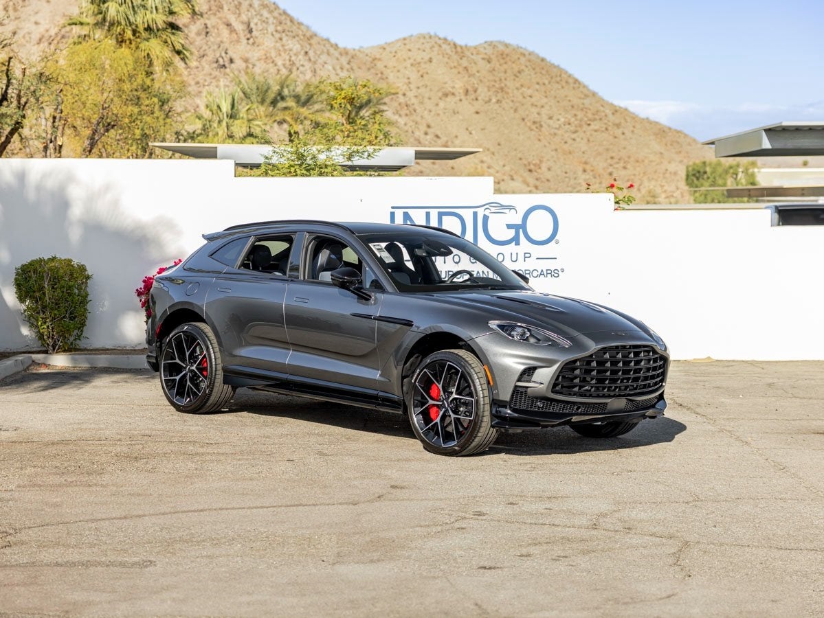 2025 Aston Martin DBX 707