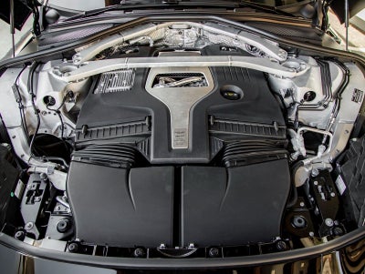 2025 Aston Martin DBX 707