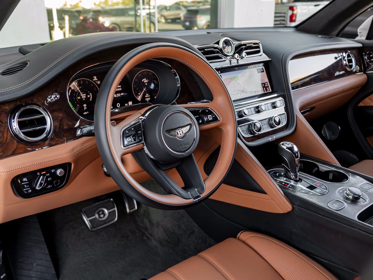 2023 Bentley Bentayga Azure Hybrid