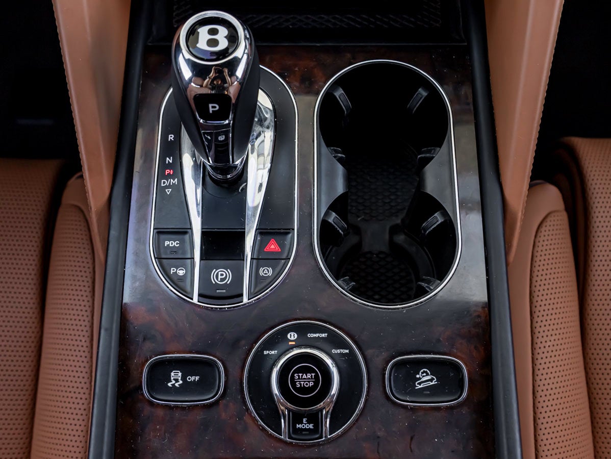 2023 Bentley Bentayga Azure Hybrid