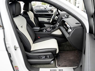 2022 Bentley Bentayga V8