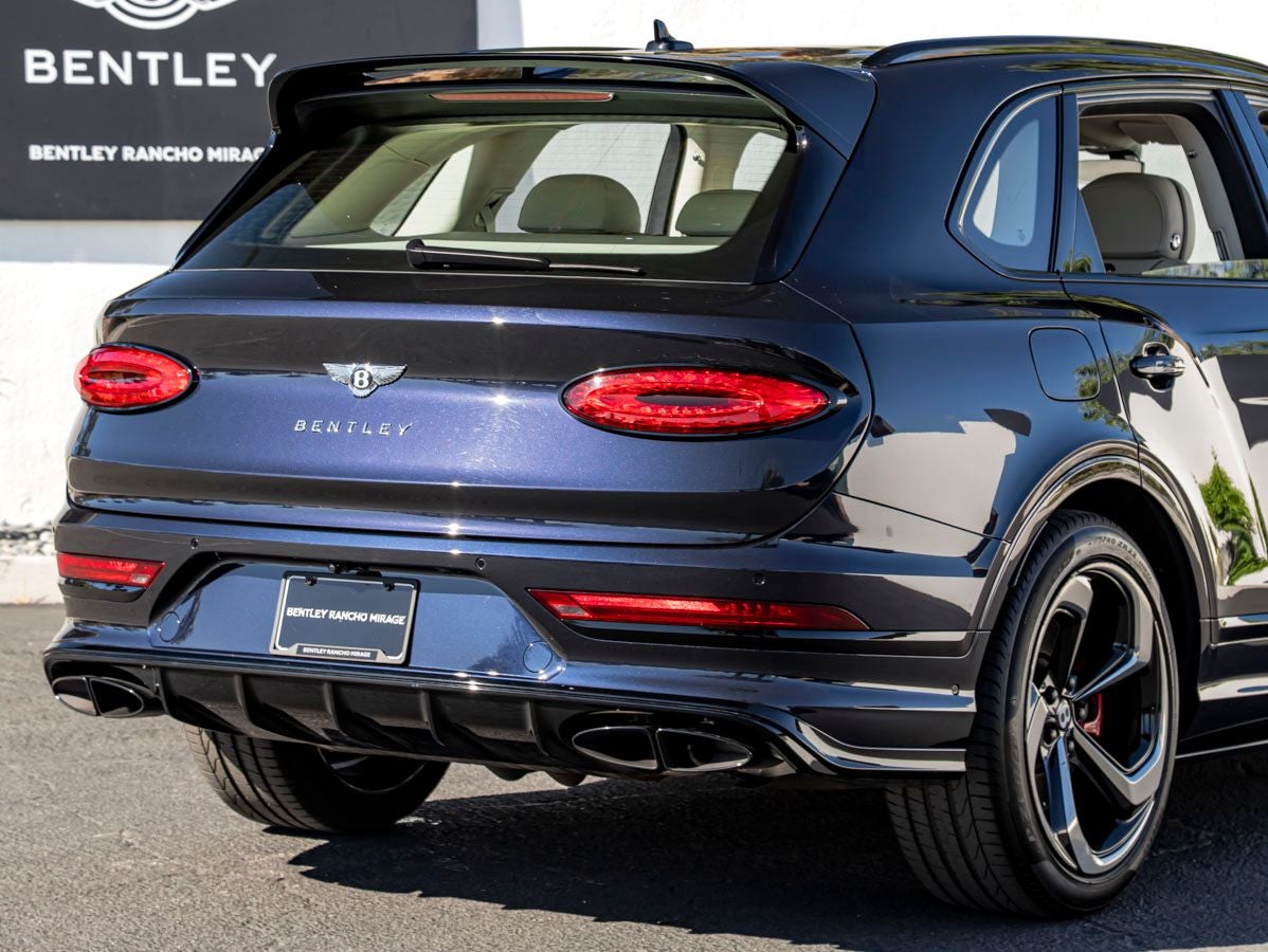 2023 Bentley Bentayga V8
