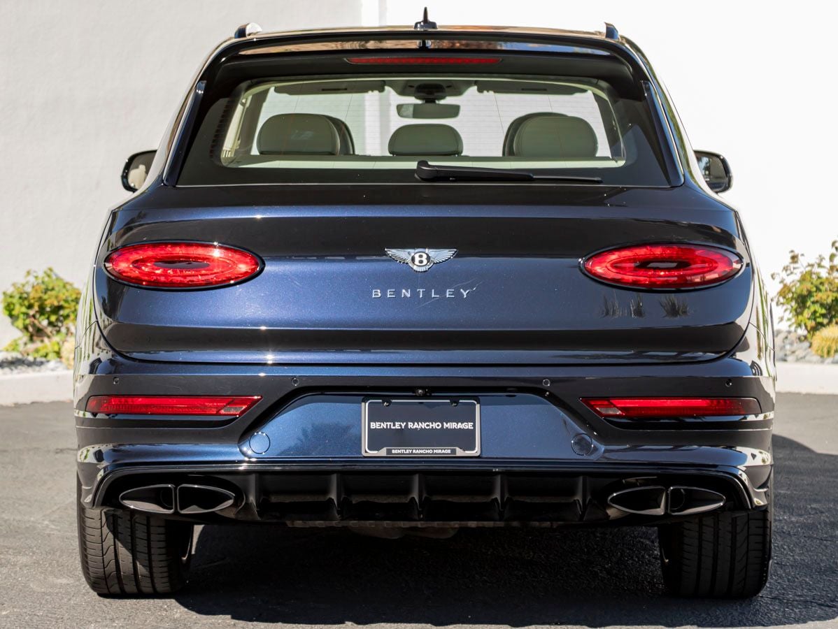 2023 Bentley Bentayga V8
