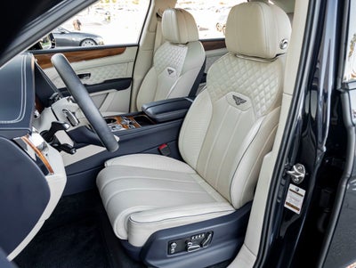 2023 Bentley Bentayga V8