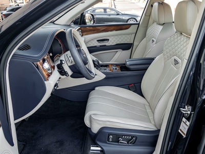 2023 Bentley Bentayga V8