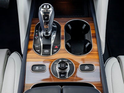 2023 Bentley Bentayga V8