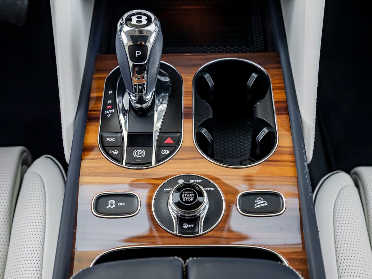 2023 Bentley Bentayga V8