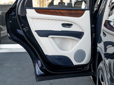 2023 Bentley Bentayga V8