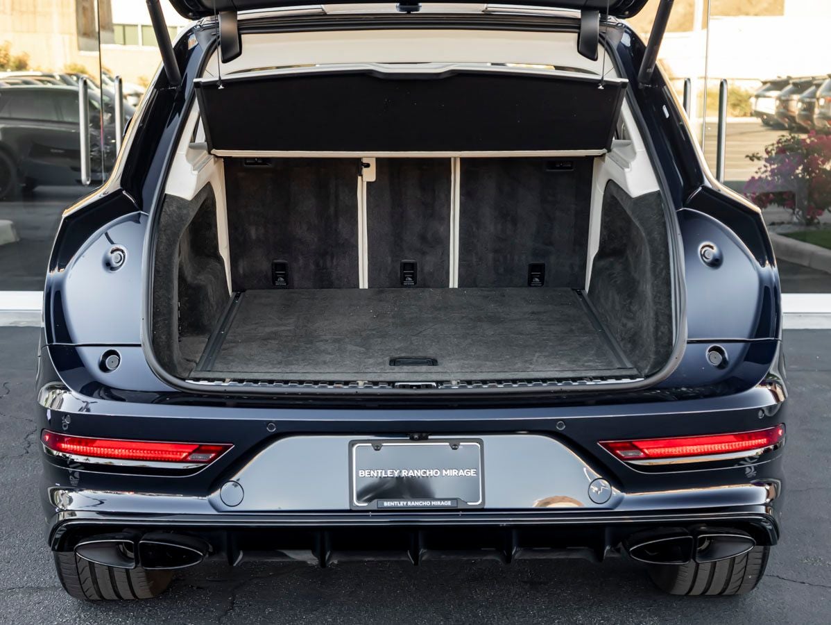 2023 Bentley Bentayga V8