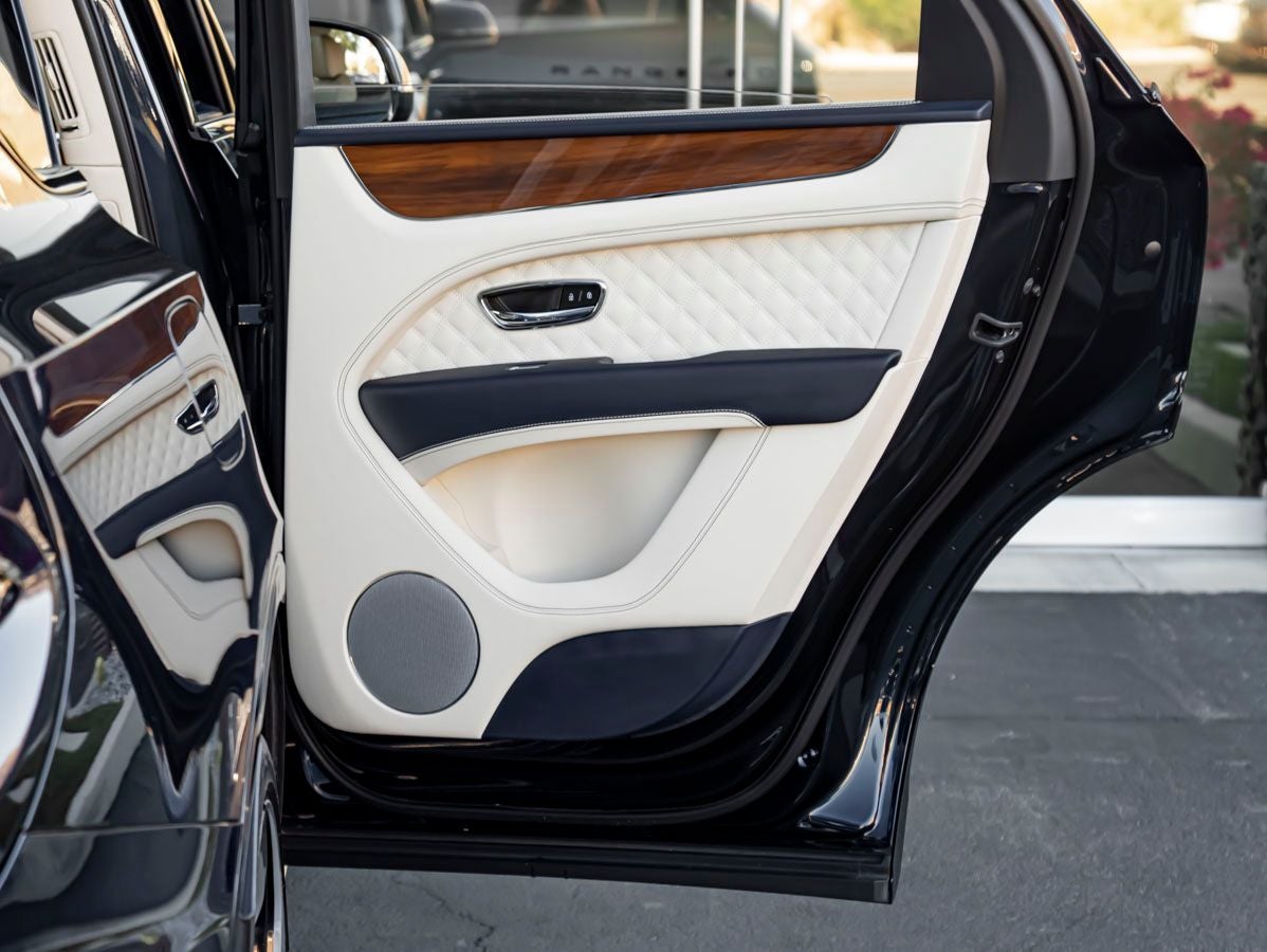 2023 Bentley Bentayga V8