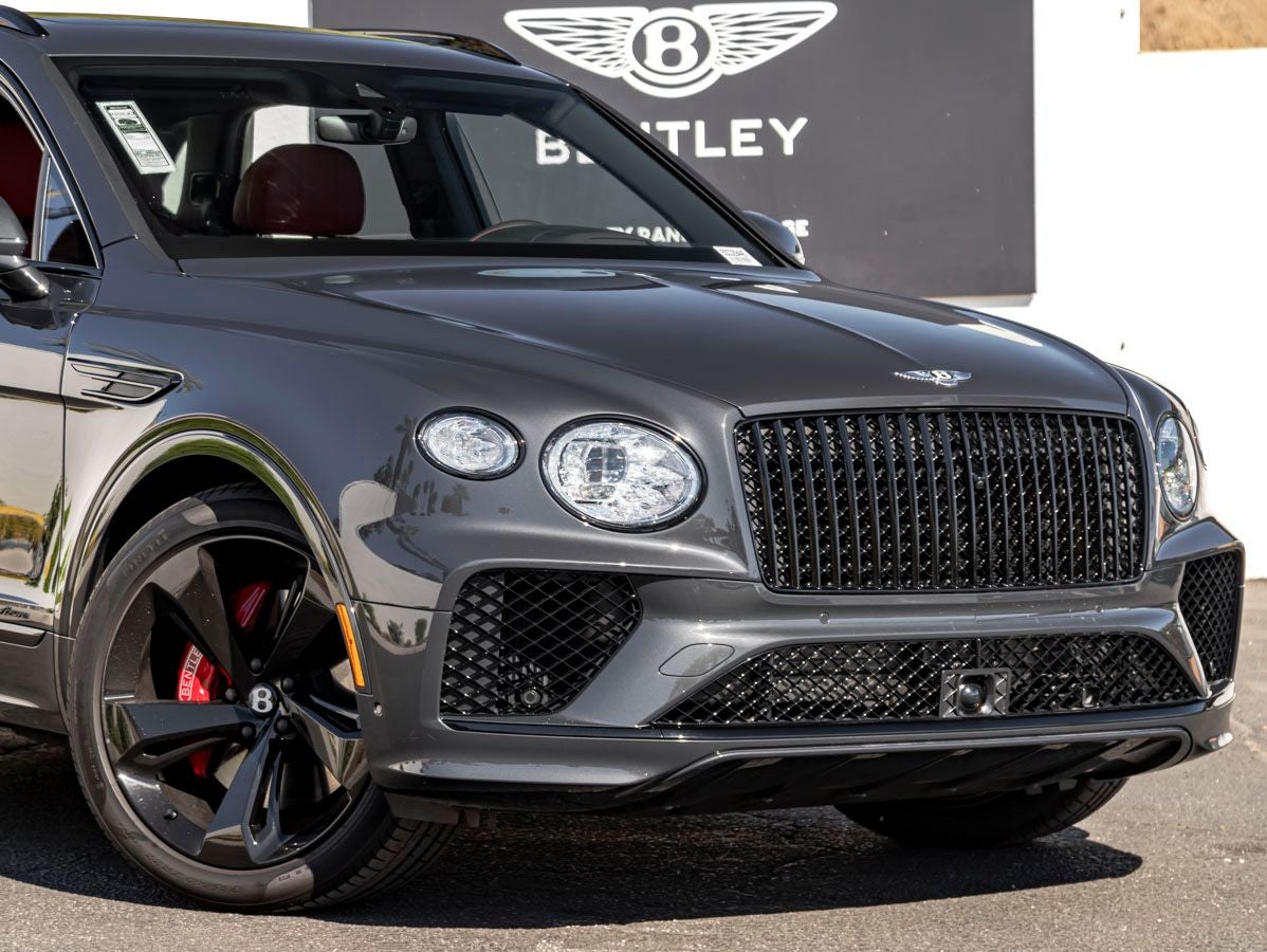 2025 Bentley Bentayga Azure V8