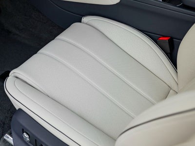 2025 Bentley Bentayga Atelier V8