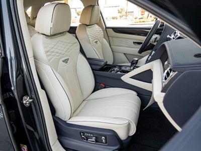 2025 Bentley Bentayga Atelier V8